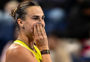 gettyimages-sabalenka-dubai-1-1