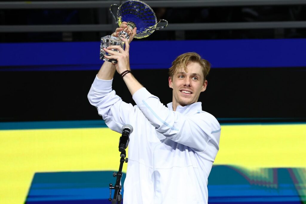 shapovalov-dallas-2025-trofeu-e1739140845271-1024x683